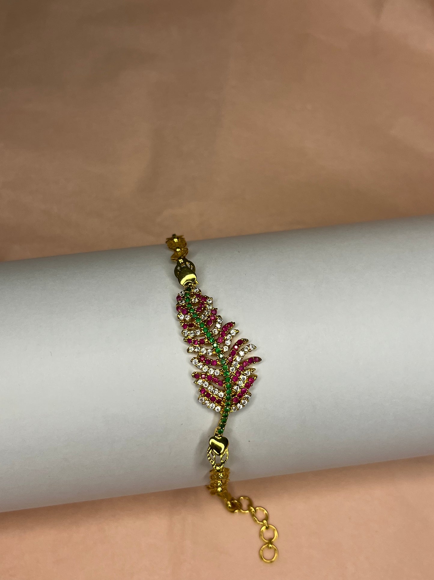 Regal Plume Bracelet